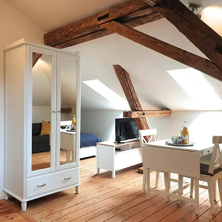 Bahnhof Grombach Apartman
