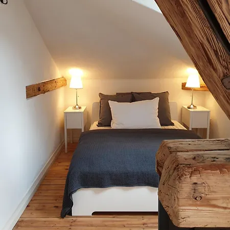 Bahnhof Grombach Apartment *